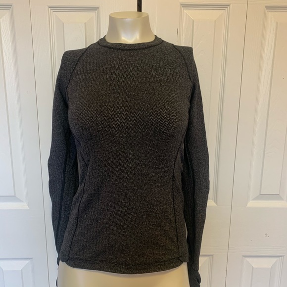 lululemon athletica Tops - Lululemon long sleeve top gray black size 6